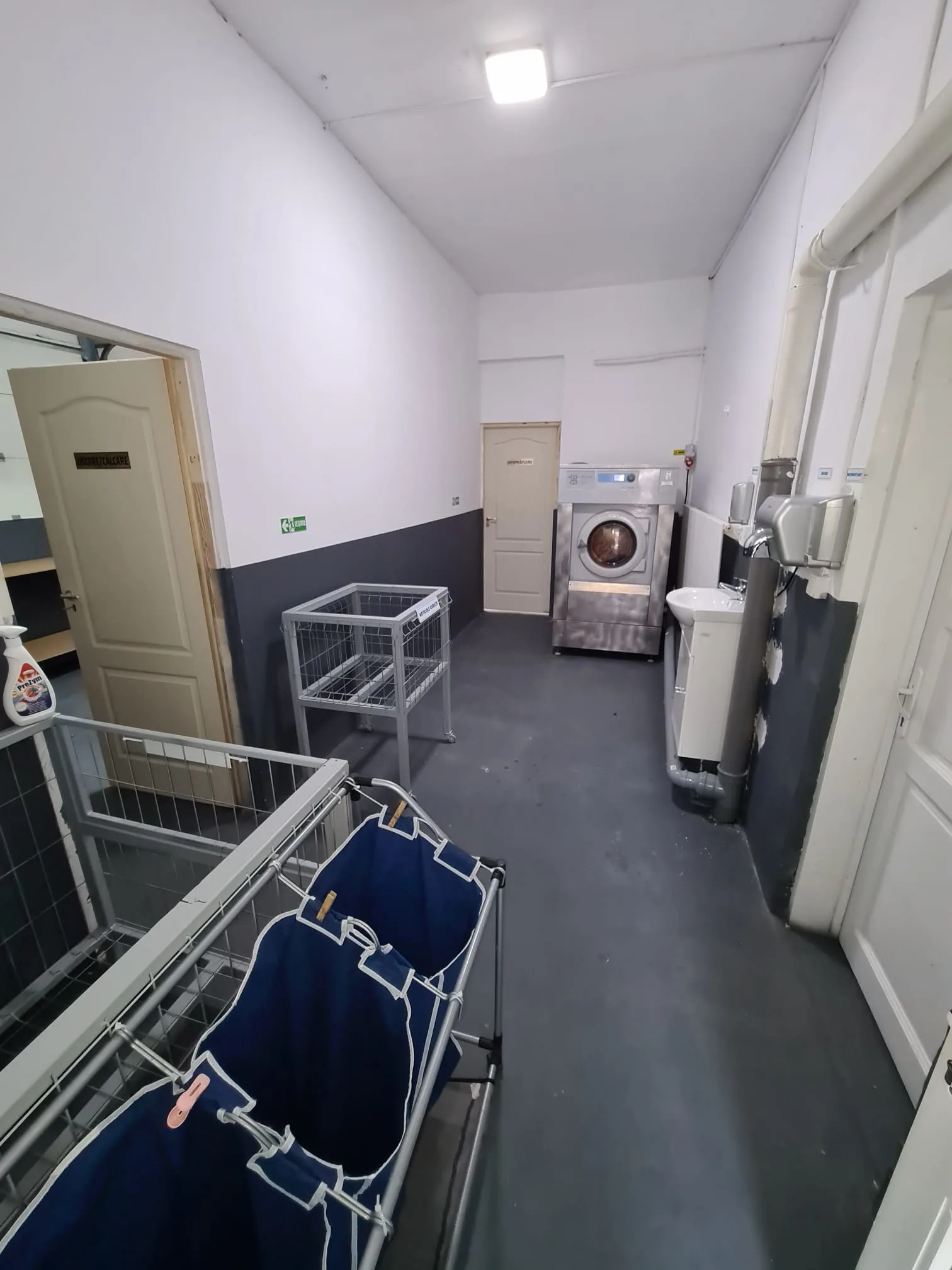 Transport și livrare covoare CovoClean